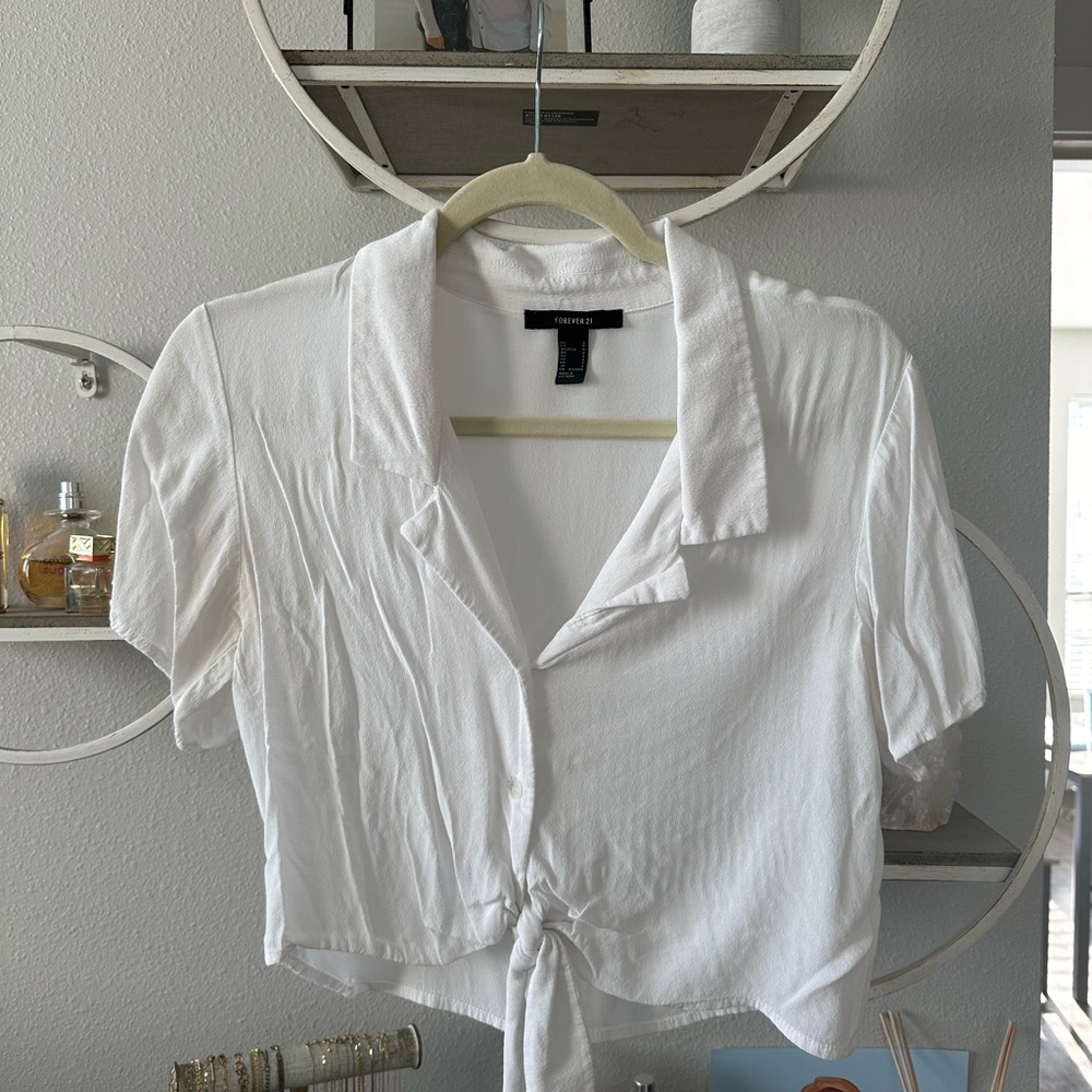 Forever 21 Cropped Blouse